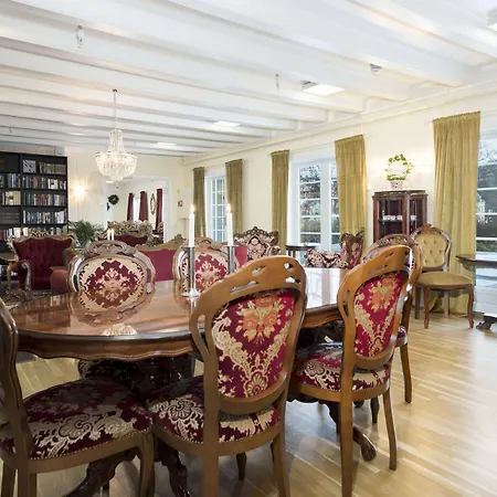 Nidaros Pilegrimsgard Oda ve Kahvaltı 3*