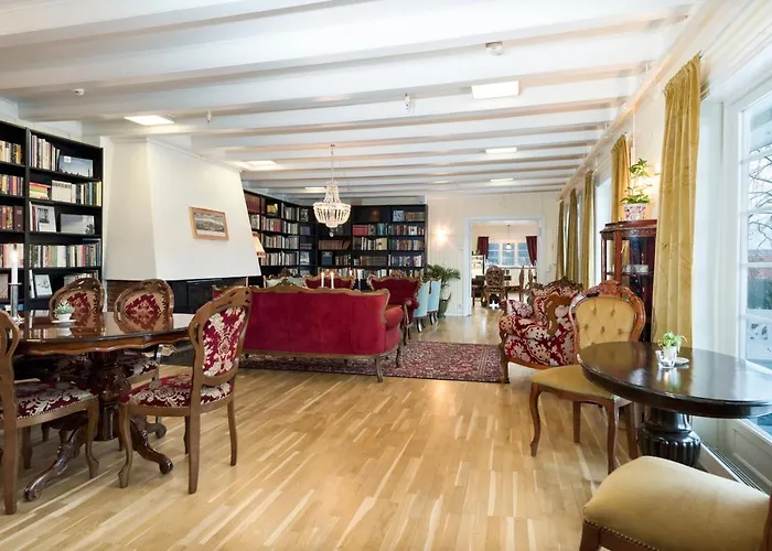 Oda ve Kahvaltı Nidaros Pilegrimsgard